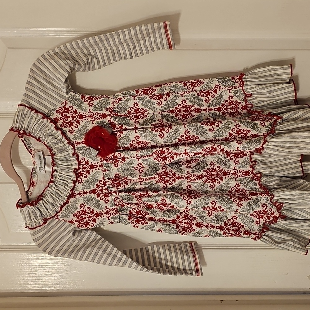 Girls dress